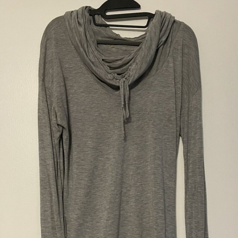Vimmia Shirt M Gray Convertible cowl neck hood